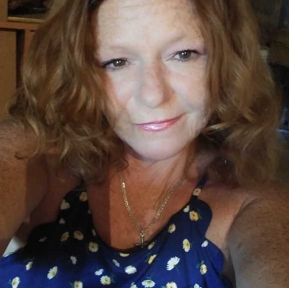 Meet your Posher, Michelle - Picture 3 of 12